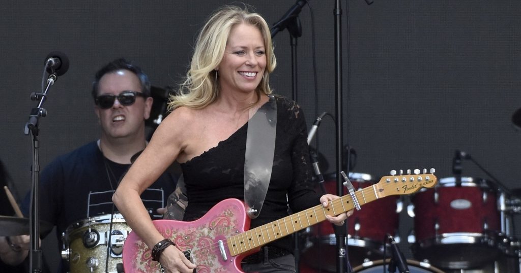 Deana Carter at the Seven Peaks Music Festival. Photo courtesy of Sounds Like Nashville.